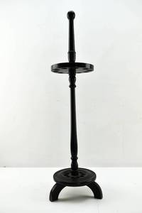 lot 138 image: Black Wooden Pool Cue Tripod Stand