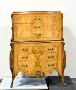 lot 156 image: French Reproduction Inlaid Chest of Drawers