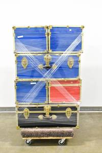 lot 166 image: 8 Vintage Colored Trunks