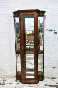 lot 182 image: Pulaski Furniture Corp. Serpentine Curio Cabinet