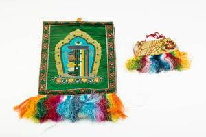 lot 205 image: Tibetan Buddhist Tapestry w Kalchakra Embroidery
