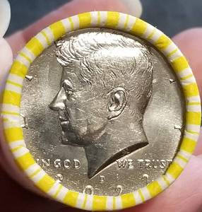 ORIGINAL UNC ROLL OF 2022 KENNEDY HALF DOLLARS 20 COINS