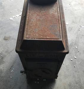 lot 3 image: Upland Wood Stove