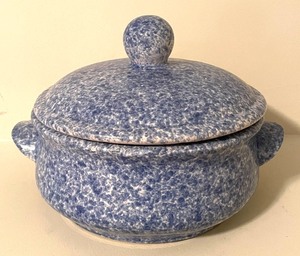Sponge Pot with Lid
