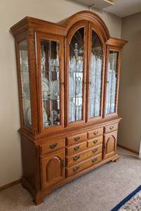 Gorgeous Wood Display CabinetHutch