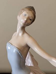 Lladro Porcelain Dancing Lady Figurine
