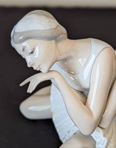 Lladro Porcelain Ballerina Figurine