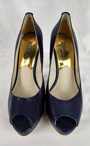 lot 2 image: Stunning Michael Kors Stiletto Heels
