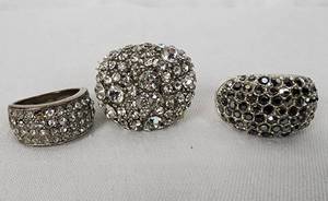 lot 33 image: Fun and Funky Ring Collection