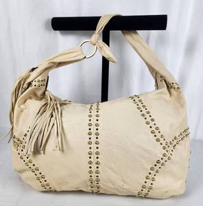 lot 45 image: Large Ivory Rafe Handbag