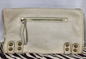 lot 50 image: Beige Linea Pelle Leather Handbag