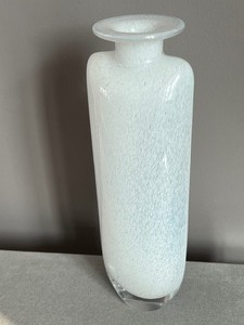 lot 88 image: Signed Kosta Boda Vase