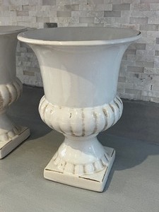 lot 106 image: Pair of Petite Decorative Planters