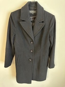 lot 120 image: Womens Kristen Blake Dress Coat