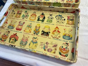 lot 142A image: Two Fun Department 56 Nursery Rhyme Themed Trays