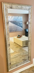 lot 160 image: Fine Framed Wall Mirror