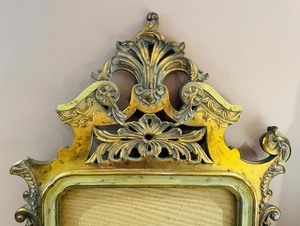 lot 200 image: Vintage Intricate Designed Wooden Gilded Frame