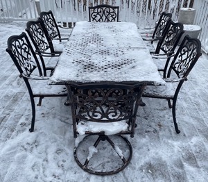 lot 220 image: Metal Table with 8 Chairs