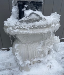 lot 222 image: Ceramic Elephant Decor with a Frozen Something on Top