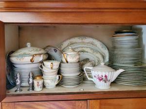 lot 105 image: Collection Of China
