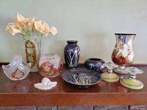 lot 12 image: Collection Of Dcor