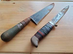 lot 45 image: Two Knives