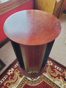 lot 59 image: Rotating CD TowerTable