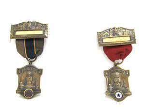 lot 72 image: 2 Original 1933 American Legion National Convention Badges