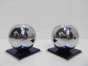 lot 75 image: Great Set of Signed 1930s Deco CHASE Chrome & Cobalt Blue Glass Round Candle Holders