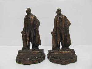 lot 81 image: Antique George Washington Figural Bookends Set