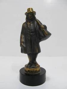 lot 82 image: Small Vintage Bronze Statue - Boras