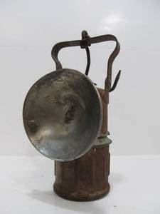 lot 87 image: Antique Miners Carbine Headlamp