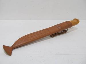 lot 47 image: Vintaeg Fishing Reels w Pocket & Fishing Fillet Knife