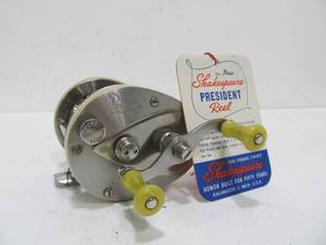 lot 49 image: Like New Vintage Shakespeare President Fishing Reel in Box