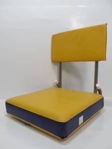 lot 96 image: Retro Vintage 80s MINNESOTA VIKINGS Folding Stadium Seat