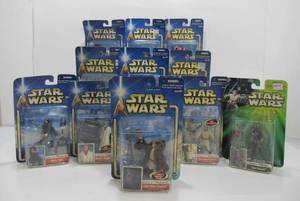 lot 137 image: Lot of 12 STARWARS Action Figures - Sealed