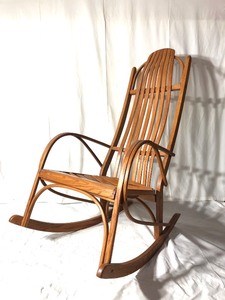 lot 6 image: Excellent Quality Amish Made Bentwood Oak Rocker