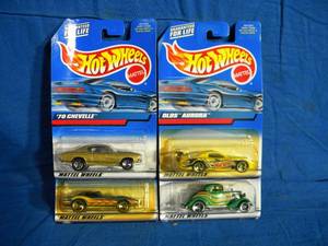 Lot of 4 Brand New 1999 Hot Wheels Cars