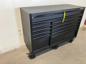 Husky Matte Black Heavy-Duty 12 Drawer Rolling Tool Chest