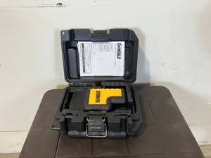 DeWalt 100 ft. Red Self-Leveling 3-Spot Laser Level with (2) AA Batteries & Case