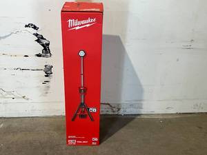 Milwaukee M18 18-Volt Lithium-Ion Cordless Rocket Dual Power Tower Light (Tool-Only)