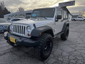 lot 7 image: 2010 Jeep Wrangler