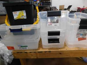 lot 91 image: 8 - Mix lot of storage totes.