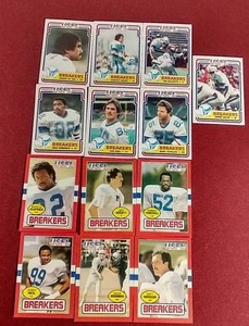lot 26 image: 1984  1985 USFL Football Card Lot
