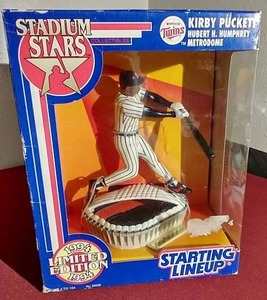 lot 28 image: 1994 Starting Lineup Stadium Stars - Kirby Puckett & Metrodome