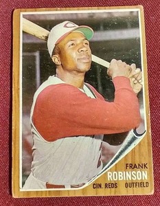 lot 55 image: 1962 Frank Robinson Card