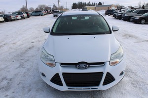 lot 12 image: 2012 Ford Focus SE