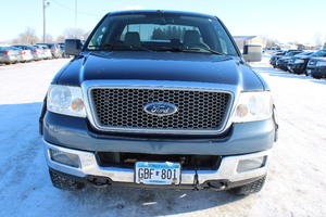 lot 13 image: 2005 Ford F-150 Extende Cab 4x4 XL - 2 Owners -