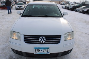 lot 4 image: 2004 Volkswagen Passat GLS 1.8T