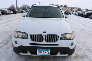 lot 3 image: 2007 BMW X3 3.0si
